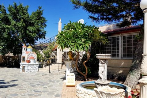 2 bedrooms Villa in Limassol, Cyprus No. 38483