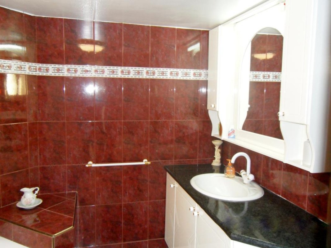 4 bedrooms Villa in Limassol, Cyprus No. 38461