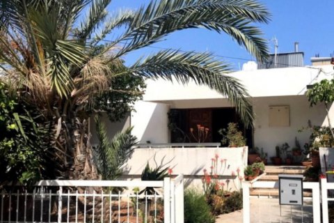 3 bedrooms Villa in Limassol, Cyprus No. 38466