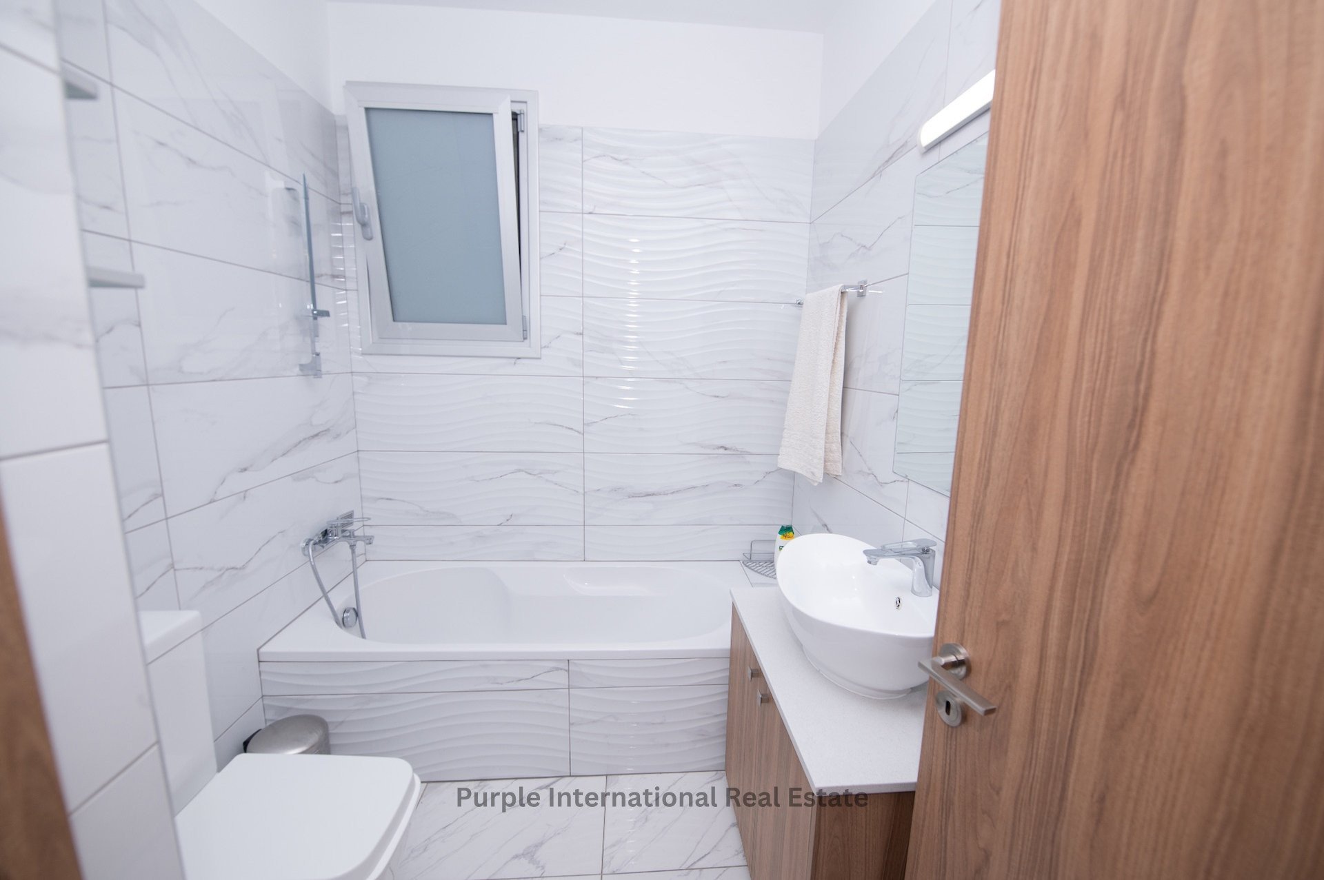 Квартира с 3 спальнями в Гермасойя, Лимасол, Кипр № 36962