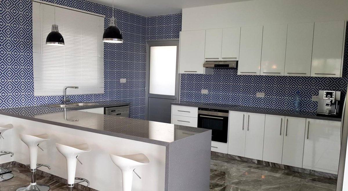 3 chambres Appartement à Limassol, Chypre No. 38405