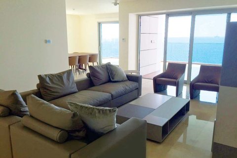 3 bedrooms Apartment in Limassol, Cyprus No. 44311