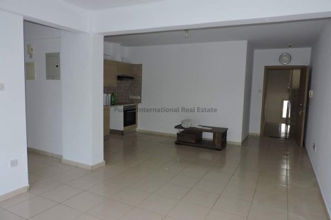 2 bedrooms Apartment in Mosfiloti, Larnaka, Cyprus No. 56621