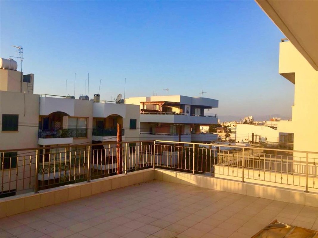 7 bedrooms Villa in Nicosia, Cyprus No. 38315