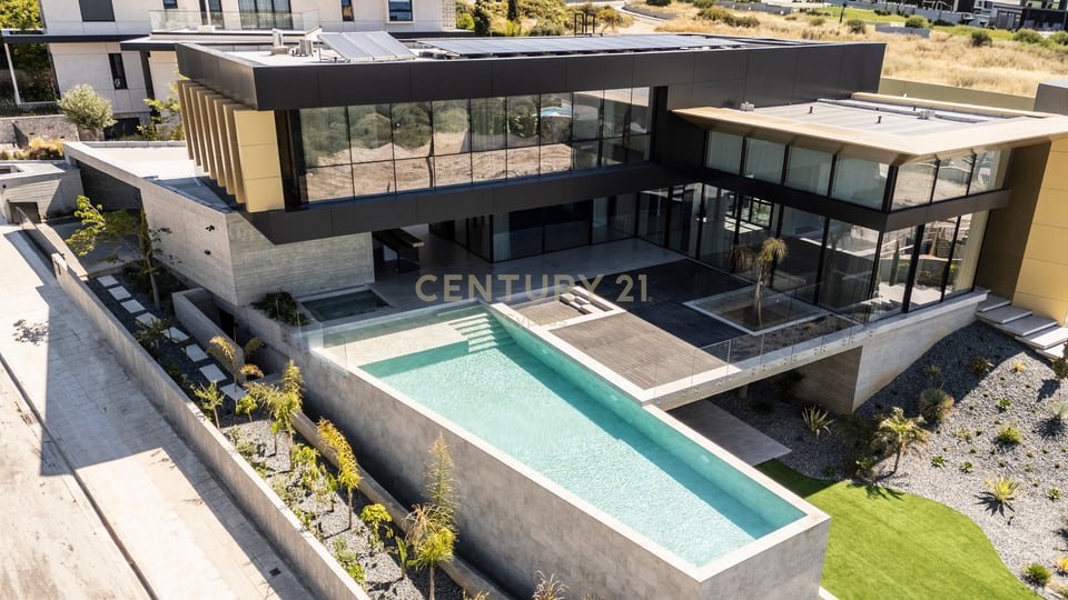 6 chambres Villa à Germasogeia, Limassol, Chypre No. 55226