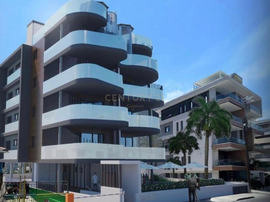 3 bedrooms Apartment in Limassol, Cyprus No. 55753