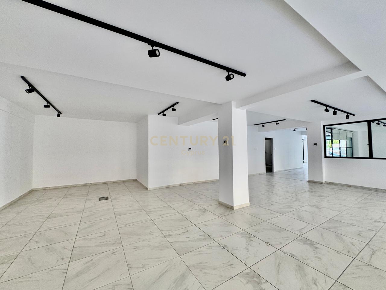 310m2 Oficina en Limassol, Chipre No. 53398