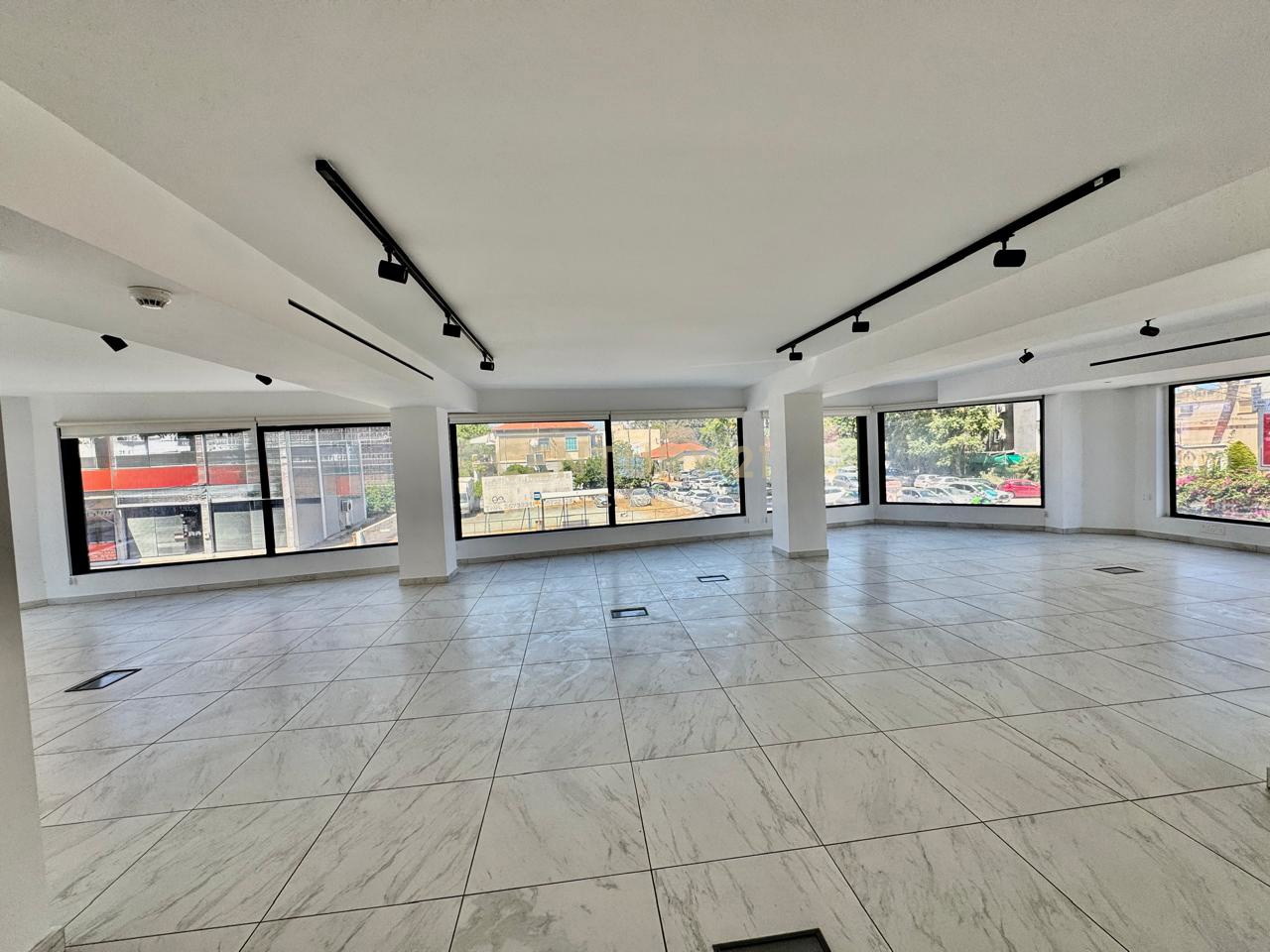 310m2 Oficina en Limassol, Chipre No. 53398