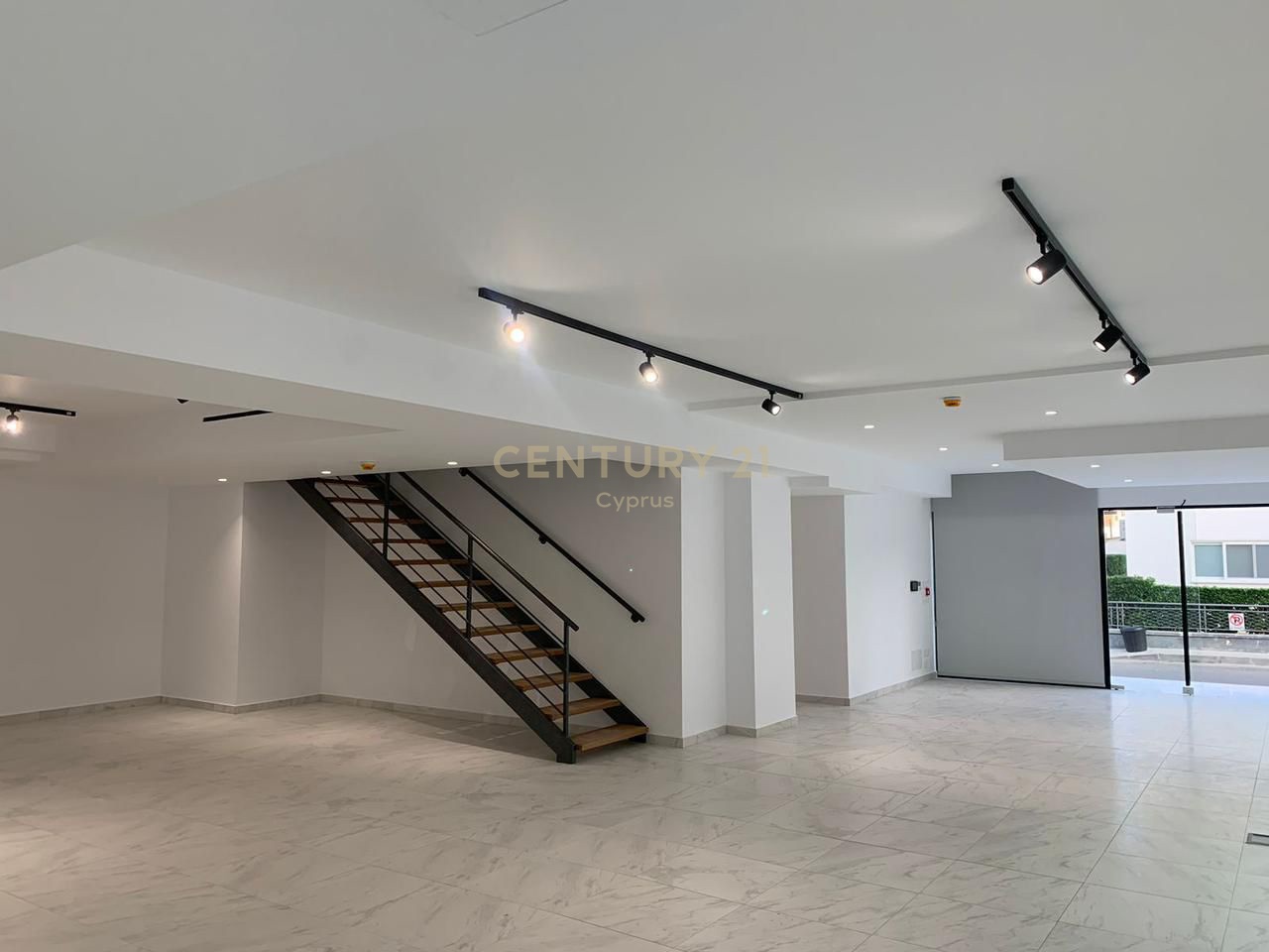 310m2 Oficina en Limassol, Chipre No. 53398