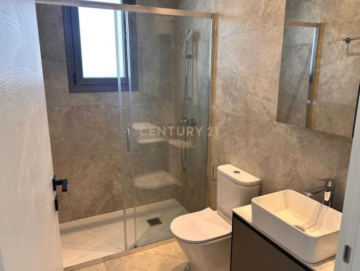 3 dormitorios Apartamento en Agios Athanasios, Limassol, Chipre No. 55668