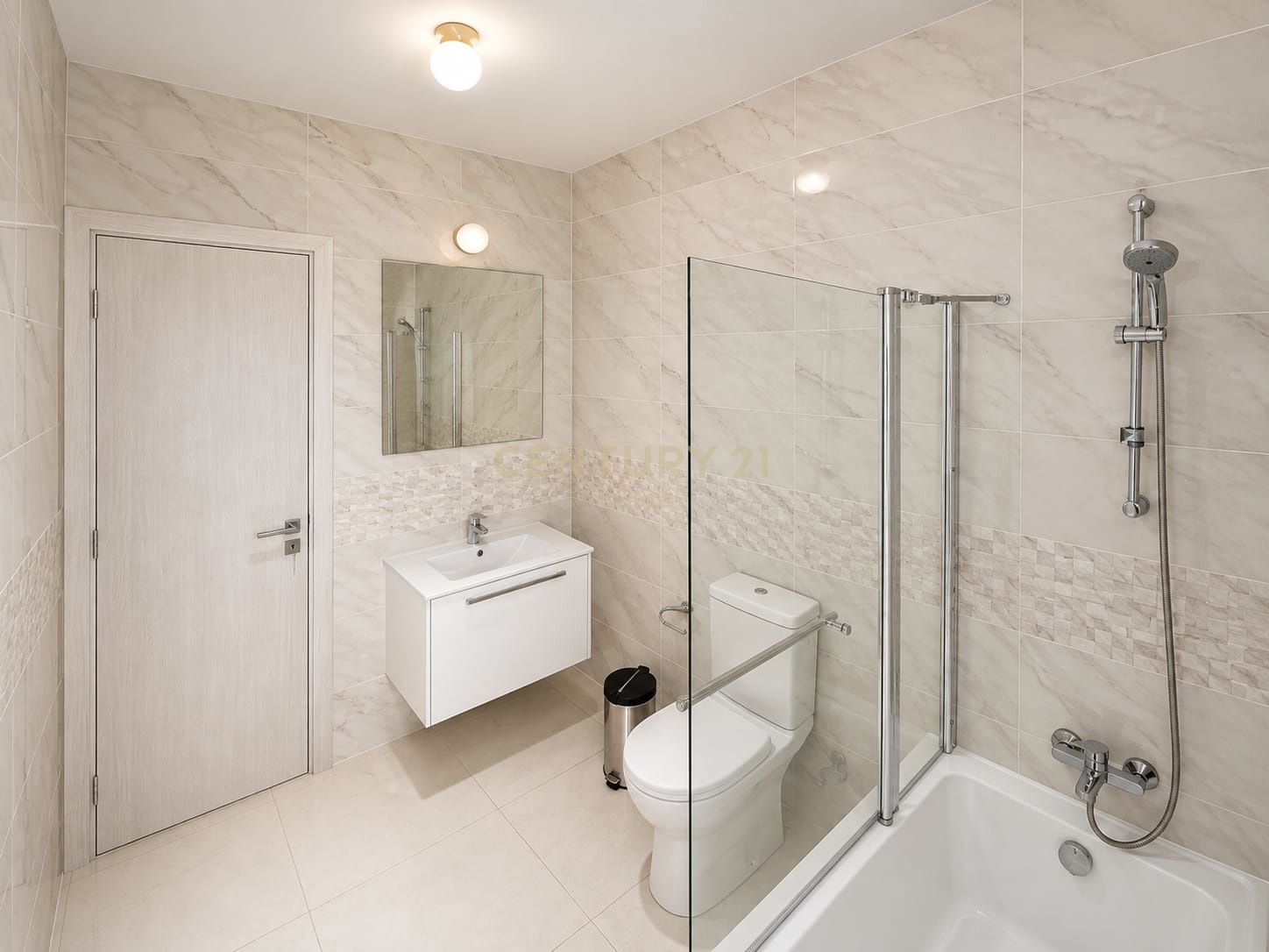4 chambres Villa à Kato Polemidia, Limassol, Chypre No. 57835