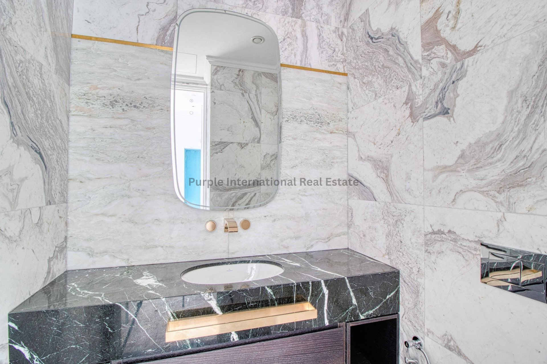 3 bedrooms Apartment in Parekklisia, Limassol, Cyprus No. 39401