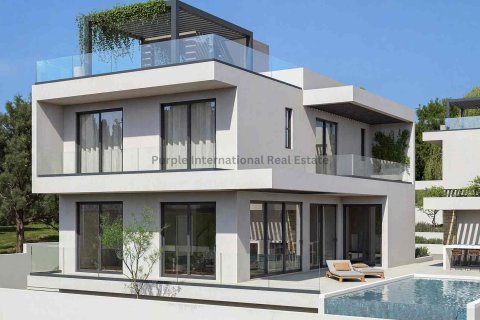 4 bedrooms Villa in Chloraka, Paphos, Cyprus No. 39337