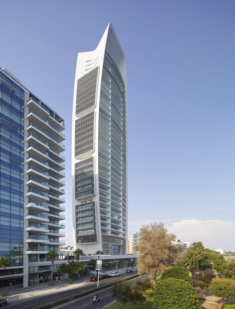 3 bedrooms Apartment in Limassol, Cyprus No. 37071