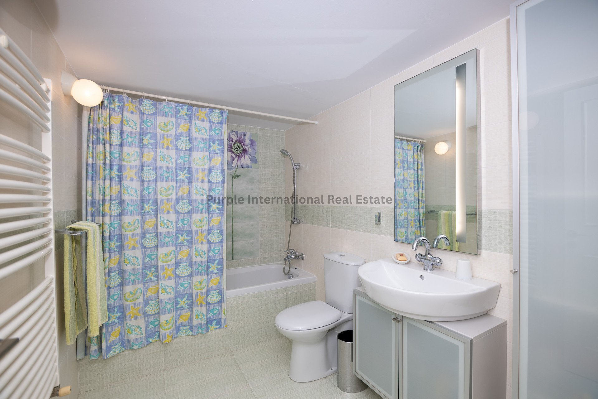 4 bedrooms Villa in Paralimni, Ammochostos, Cyprus No. 36329