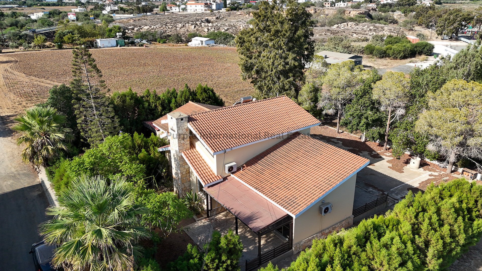 4 bedrooms Villa in Paralimni, Ammochostos, Cyprus No. 36329