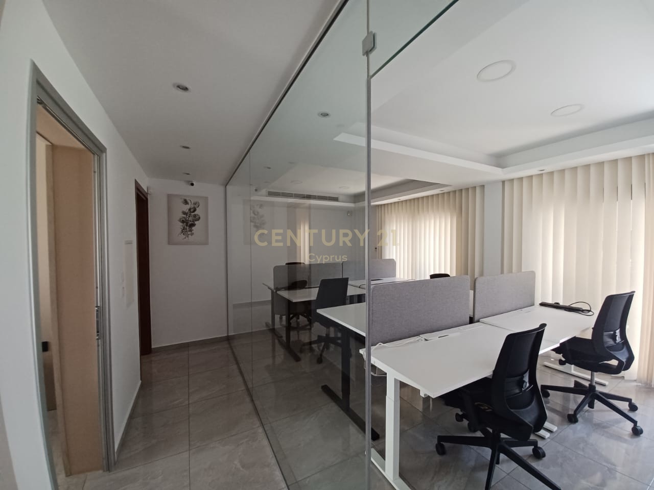 315m2 Local comercial en Limassol, Chipre No. 54239