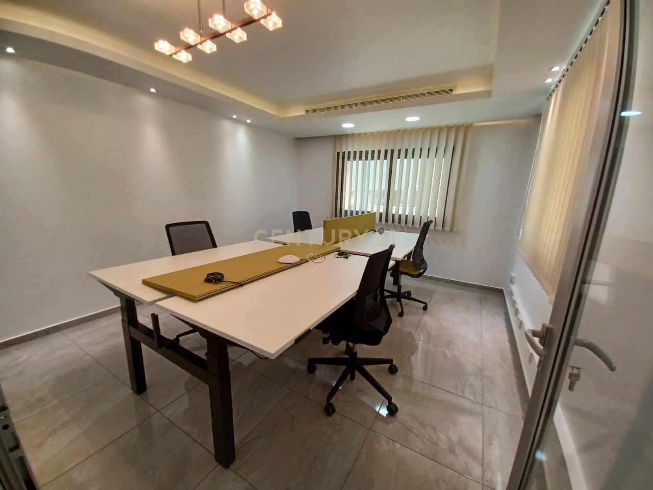 315m2 Local comercial en Limassol, Chipre No. 54239
