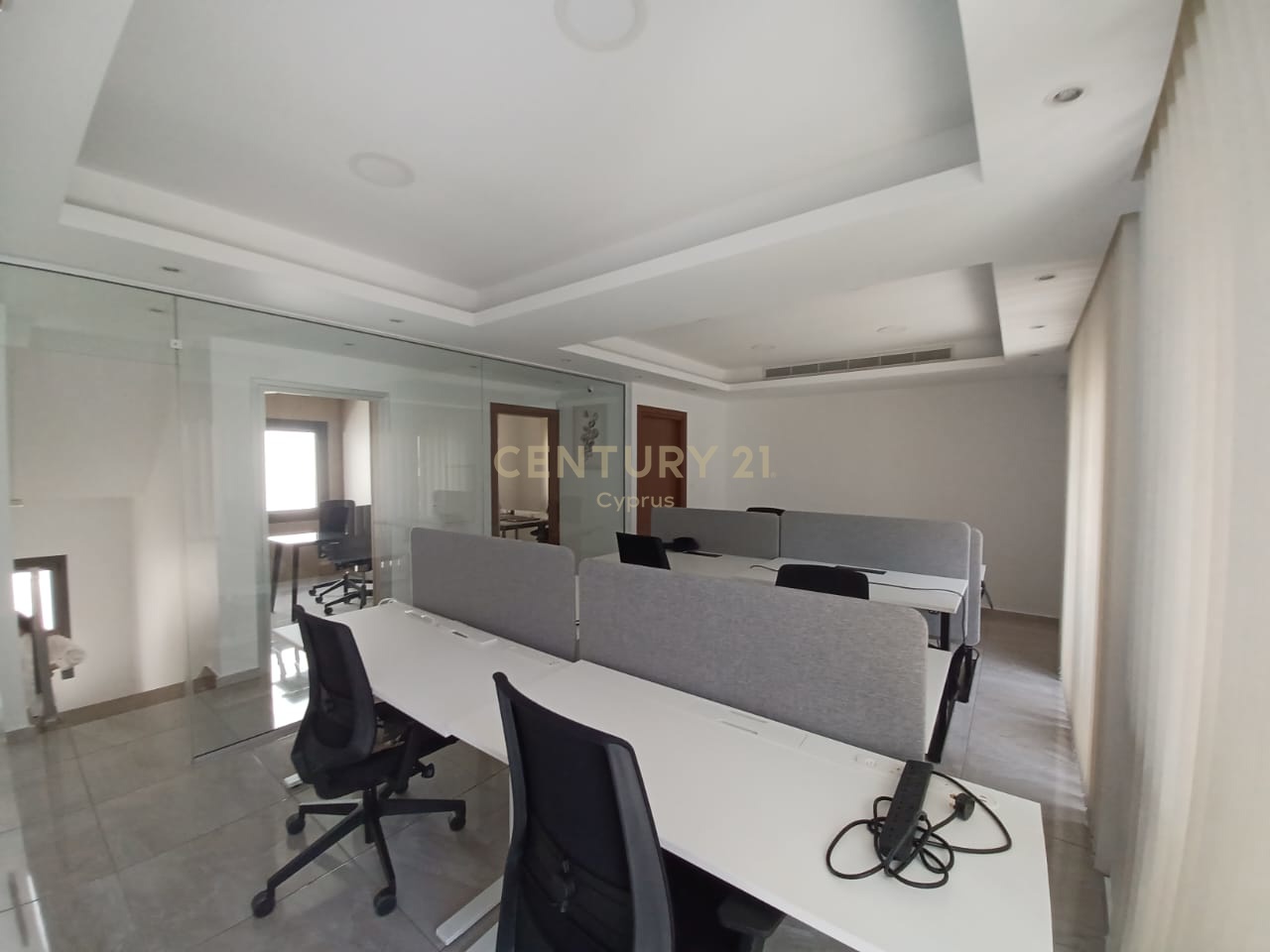 315m2 Local comercial en Limassol, Chipre No. 54239