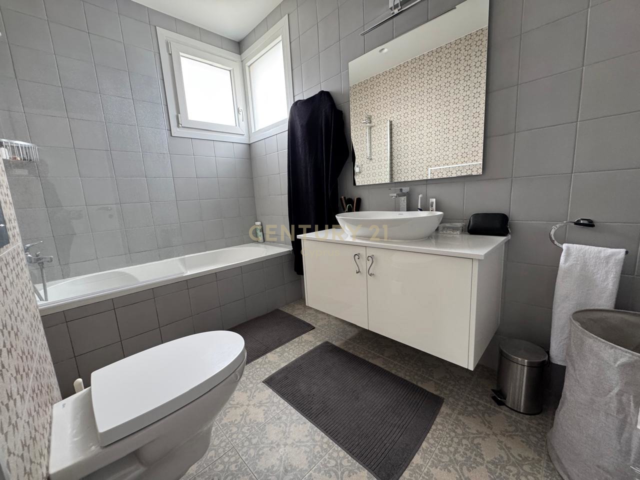 3 chambres Villa à Mouttagiaka, Limassol, Chypre No. 54240