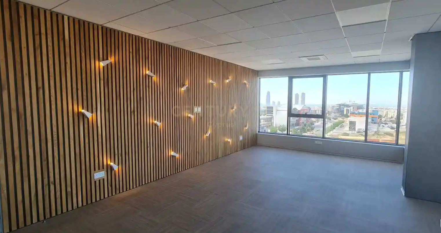 683m2 Oficina en Agios Athanasios, Limassol, Chipre No. 54235