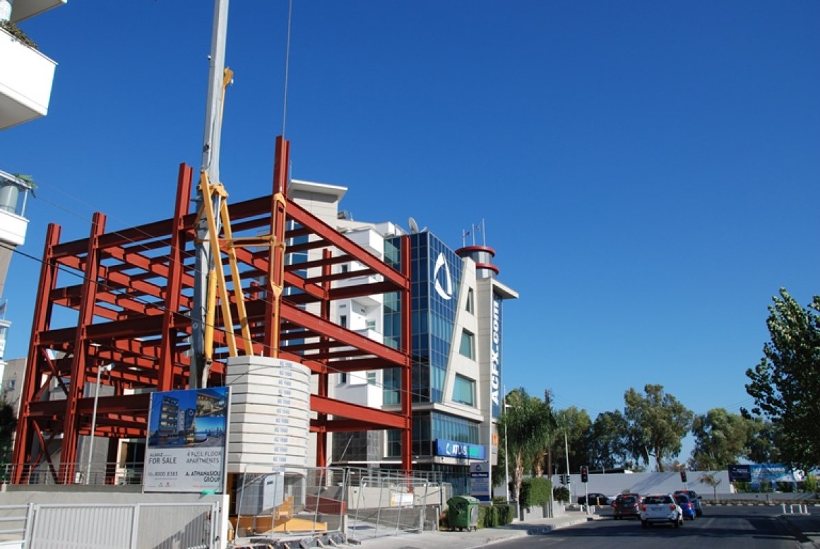 3 bedrooms Apartment in Limassol, Cyprus No. 38208