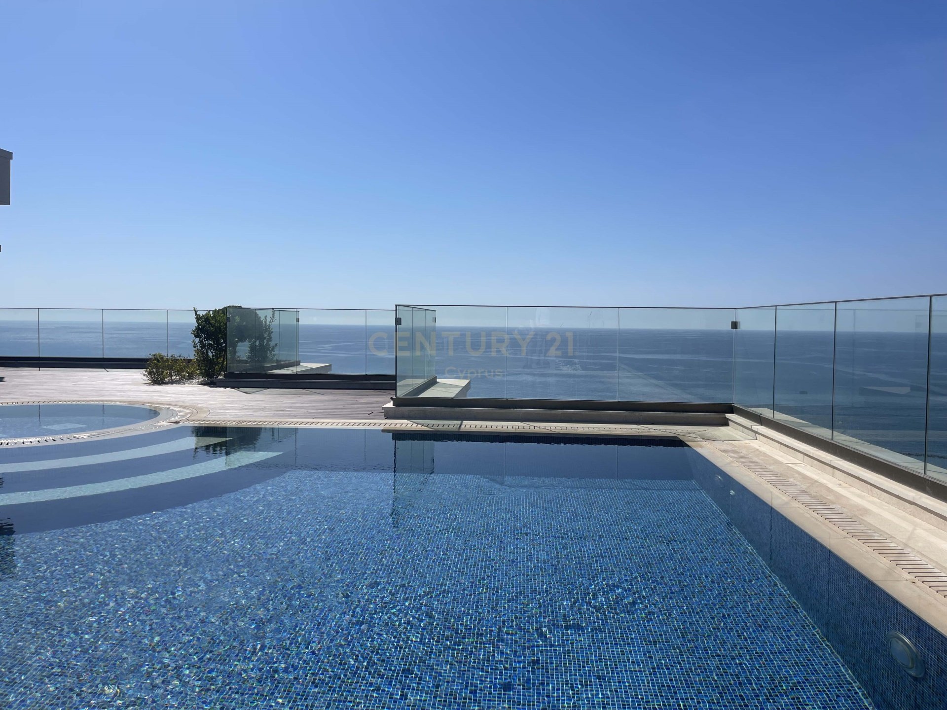 5 bedrooms Penthouse in Pyrgos, Limassol, Cyprus No. 6243