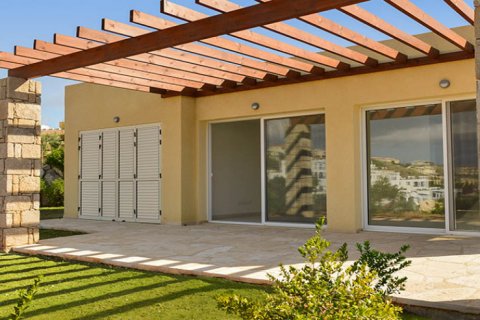 3 rooms Villa in Paphos, Cyprus No. 38031