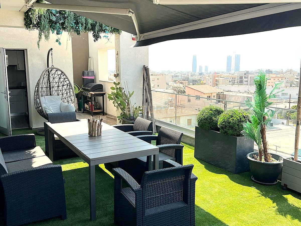 3 bedrooms Penthouse in Mesa Geitonia, Limassol, Cyprus No. 53765