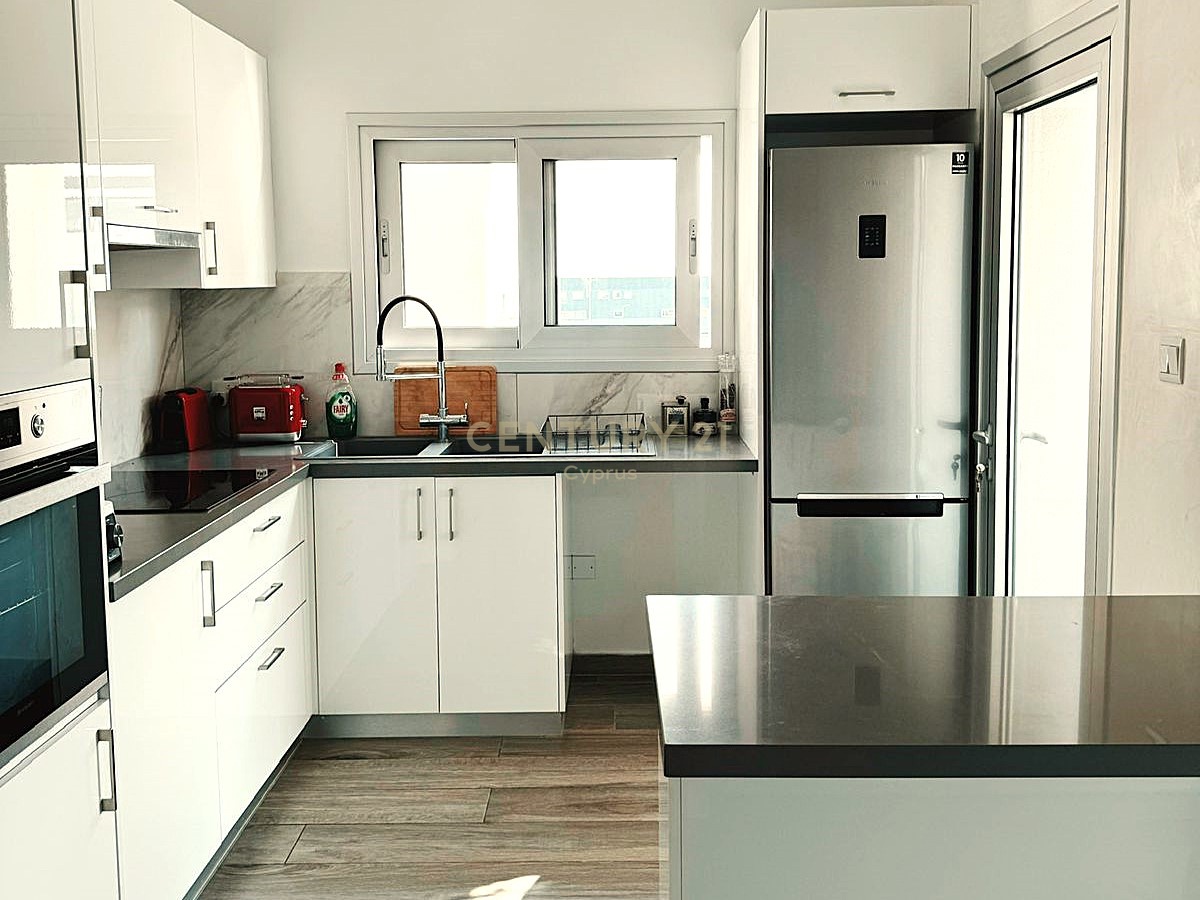 3 bedrooms Penthouse in Mesa Geitonia, Limassol, Cyprus No. 53765