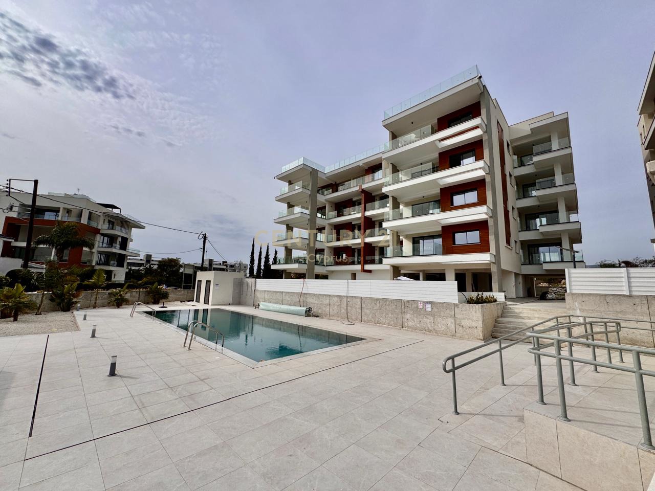 3 bedrooms Apartment in Germasogeia, Limassol, Cyprus No. 53760