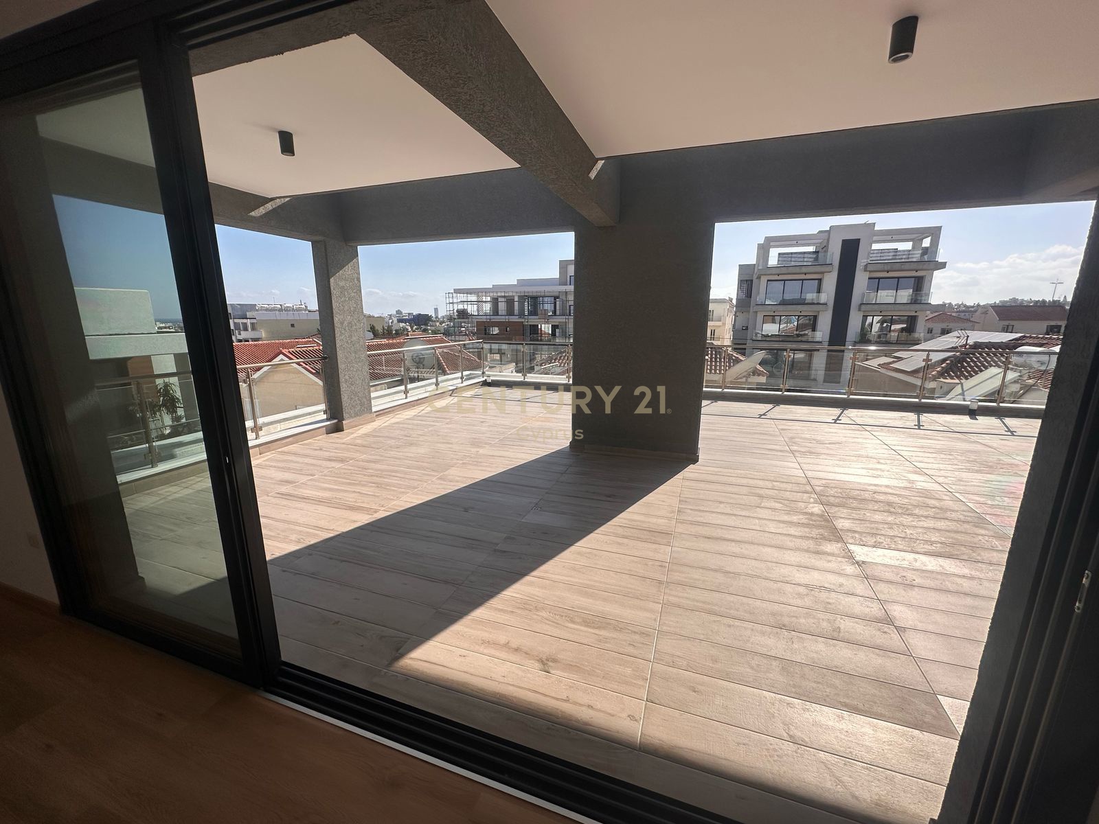 2 bedrooms Penthouse in Mesa Geitonia, Limassol, Cyprus No. 55236