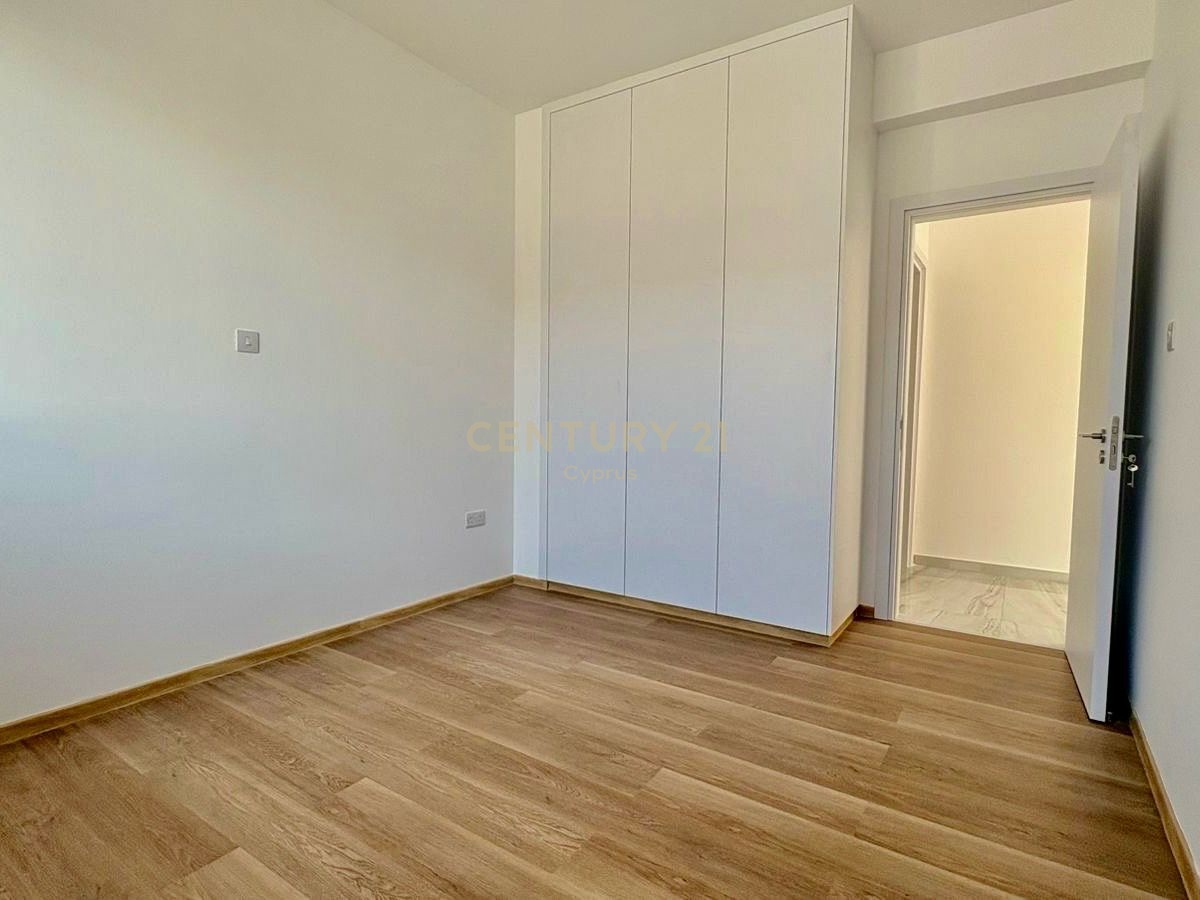 2 bedrooms Penthouse in Mesa Geitonia, Limassol, Cyprus No. 55237