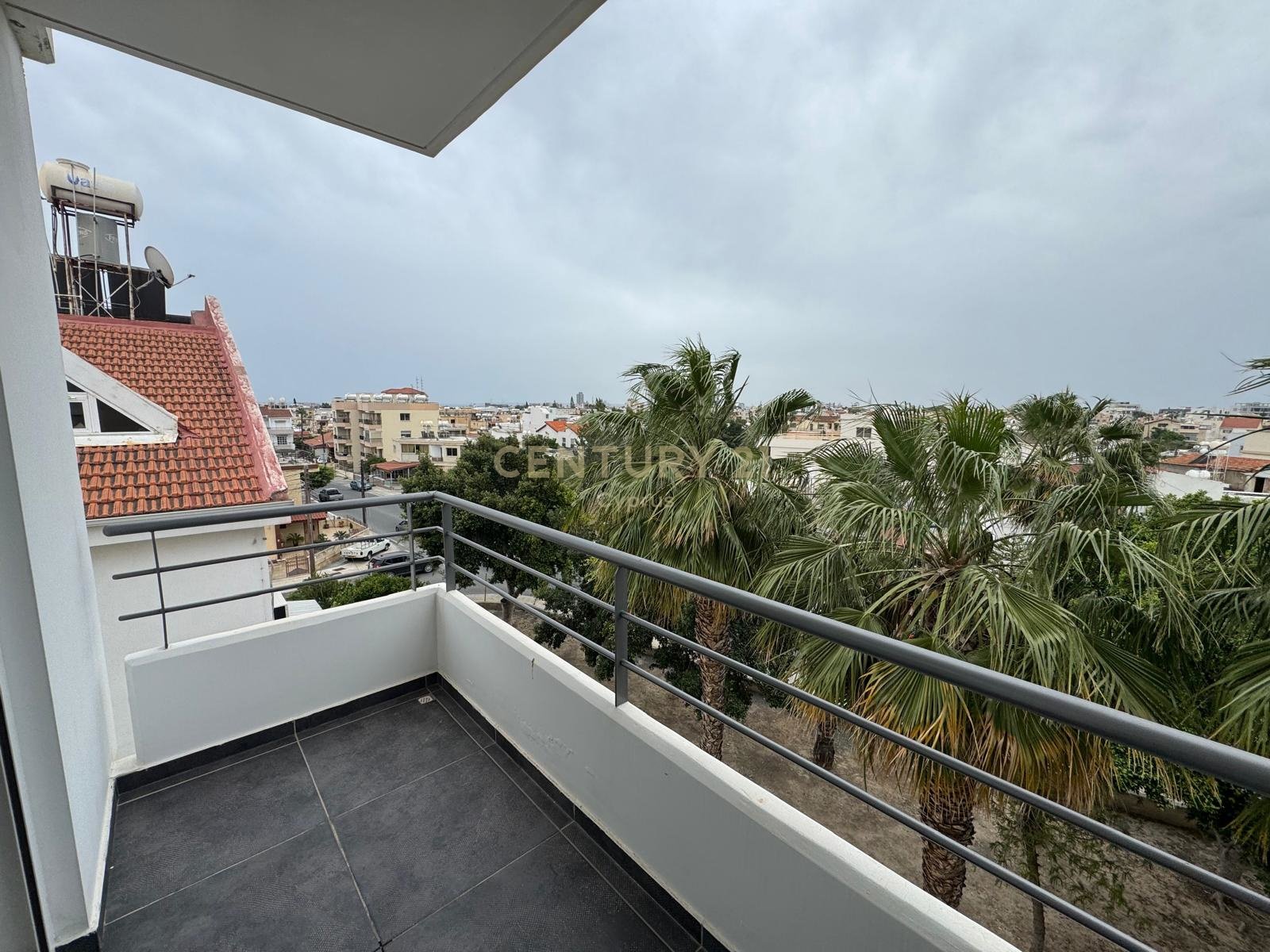 3 bedrooms Apartment in Limassol, Cyprus No. 55240