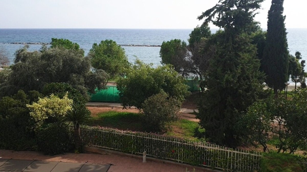 Studio Apartment in Limassol, Cyprus No. 38299