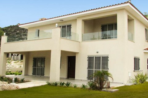 4 rooms Villa in Paphos, Cyprus No. 38037