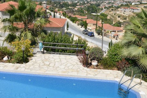 3 rooms Villa in Paphos, Cyprus No. 38042