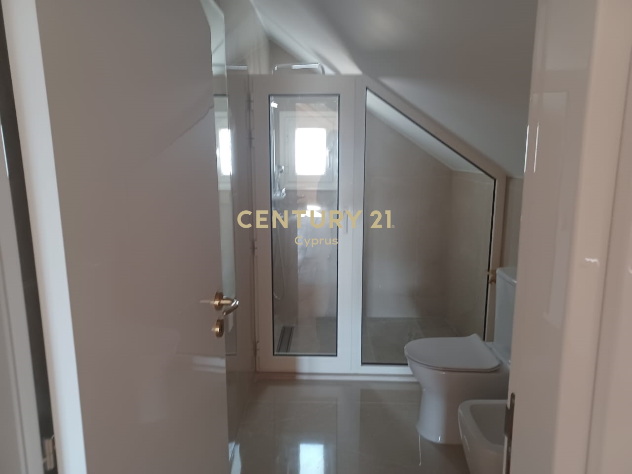 5 bedrooms Villa in Palodeia, Limassol, Cyprus No. 6032