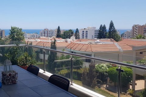 3 bedrooms Apartment in Limassol, Cyprus No. 38434