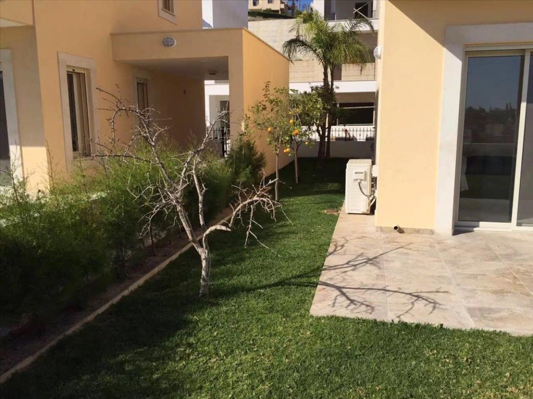 3 bedrooms Villa in Limassol, Cyprus No. 38432