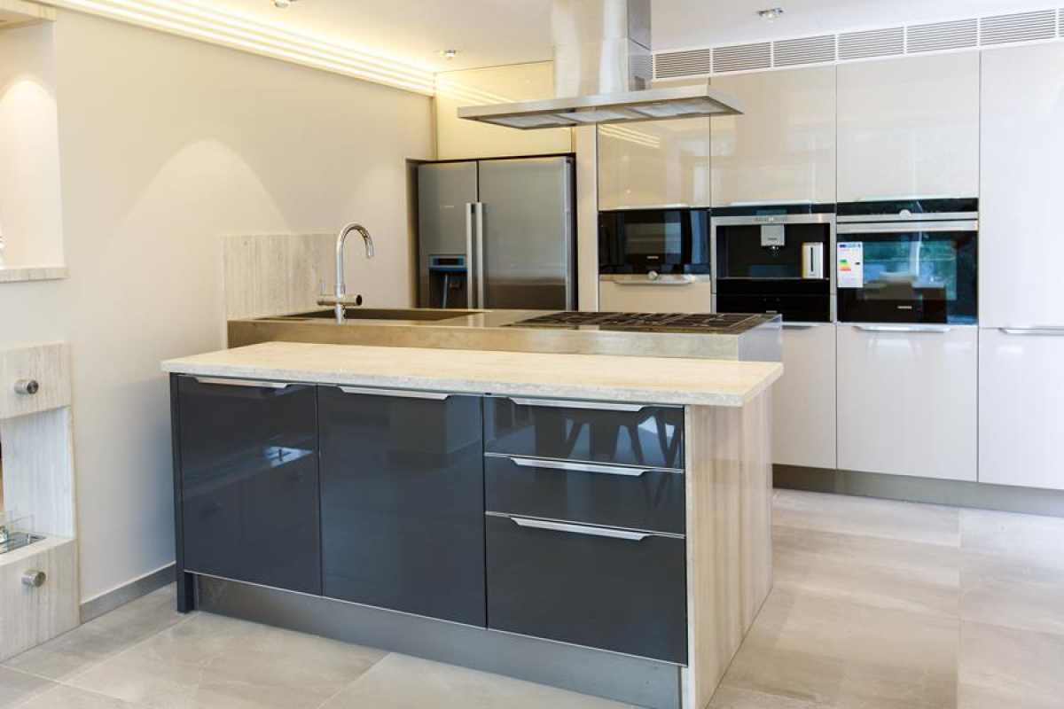 2 bedrooms Apartment in Limassol, Cyprus No. 38157