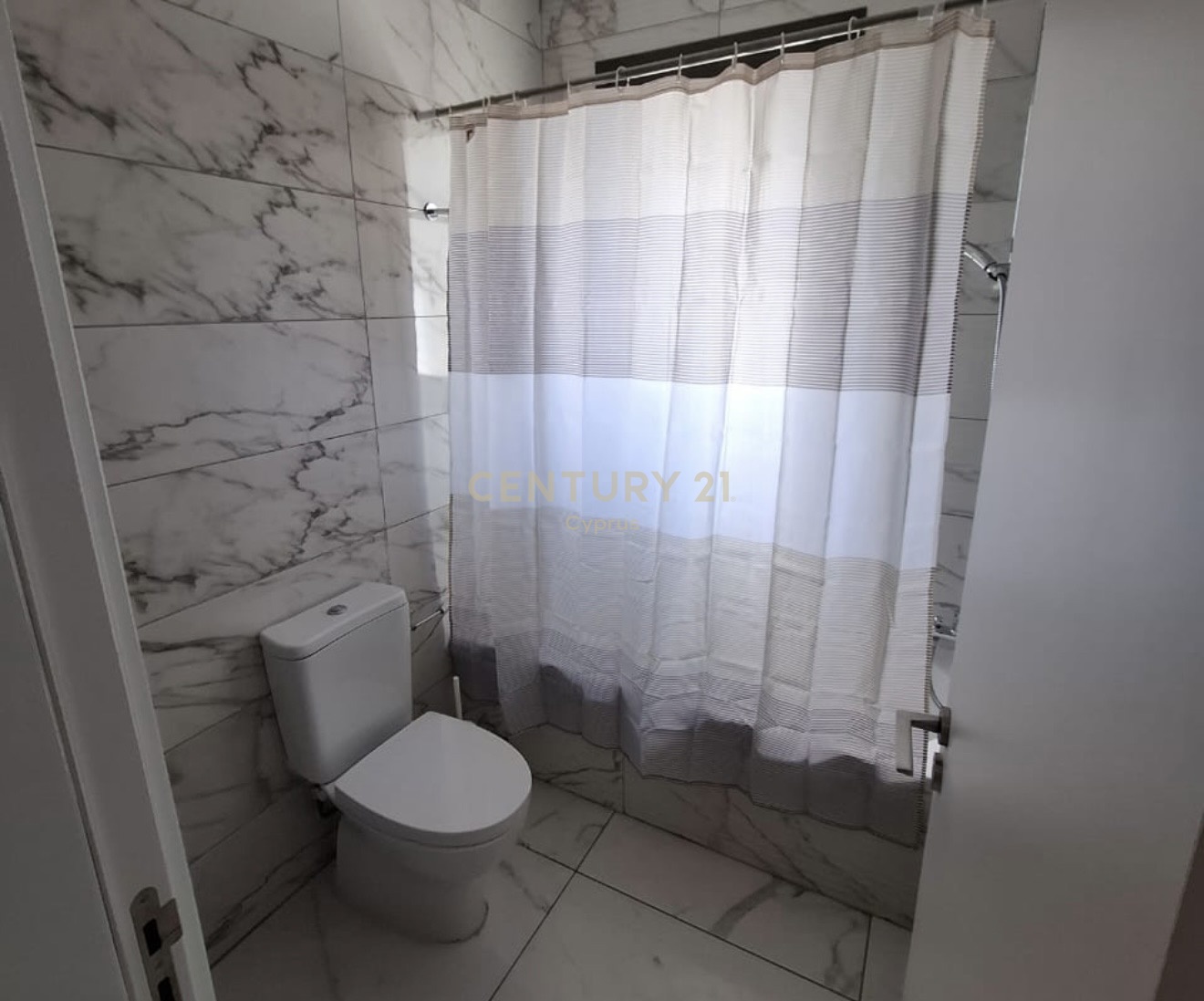 2 dormitorios Apartamento en Larnaca, Larnaka, Chipre No. 57147