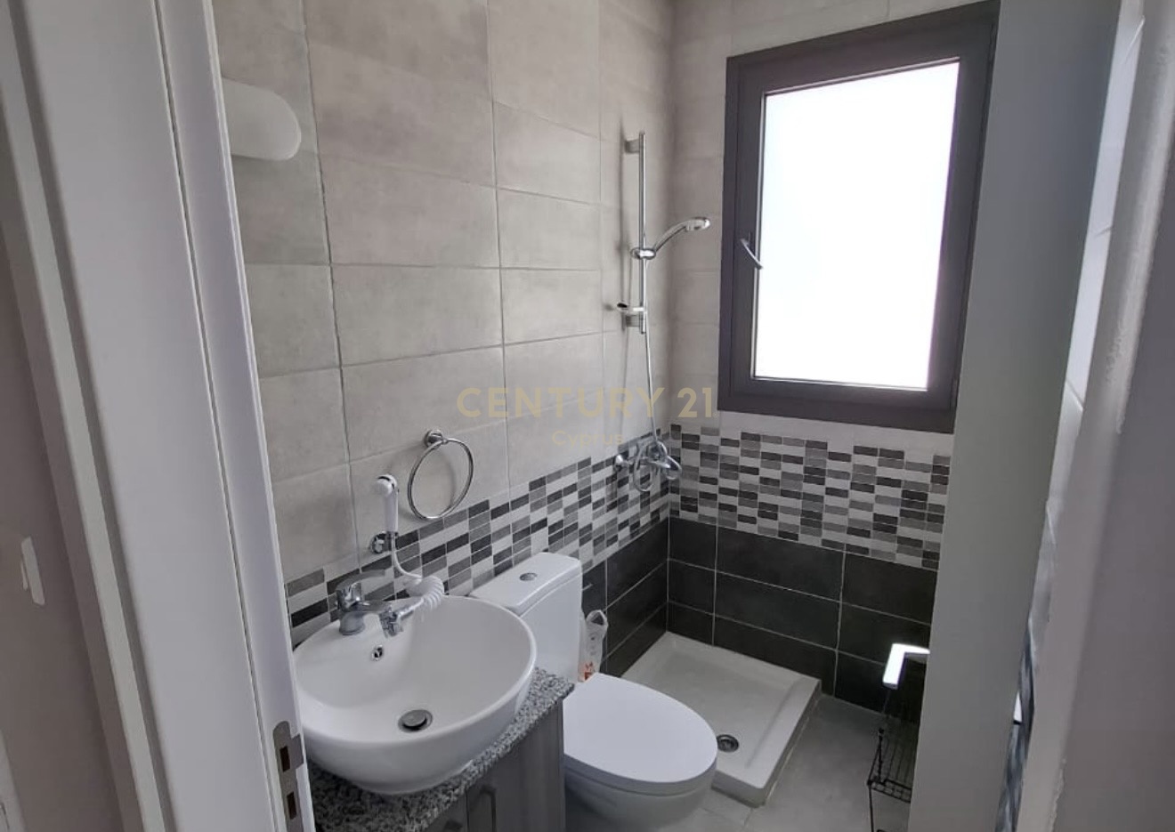 2 dormitorios Apartamento en Larnaca, Larnaka, Chipre No. 57147