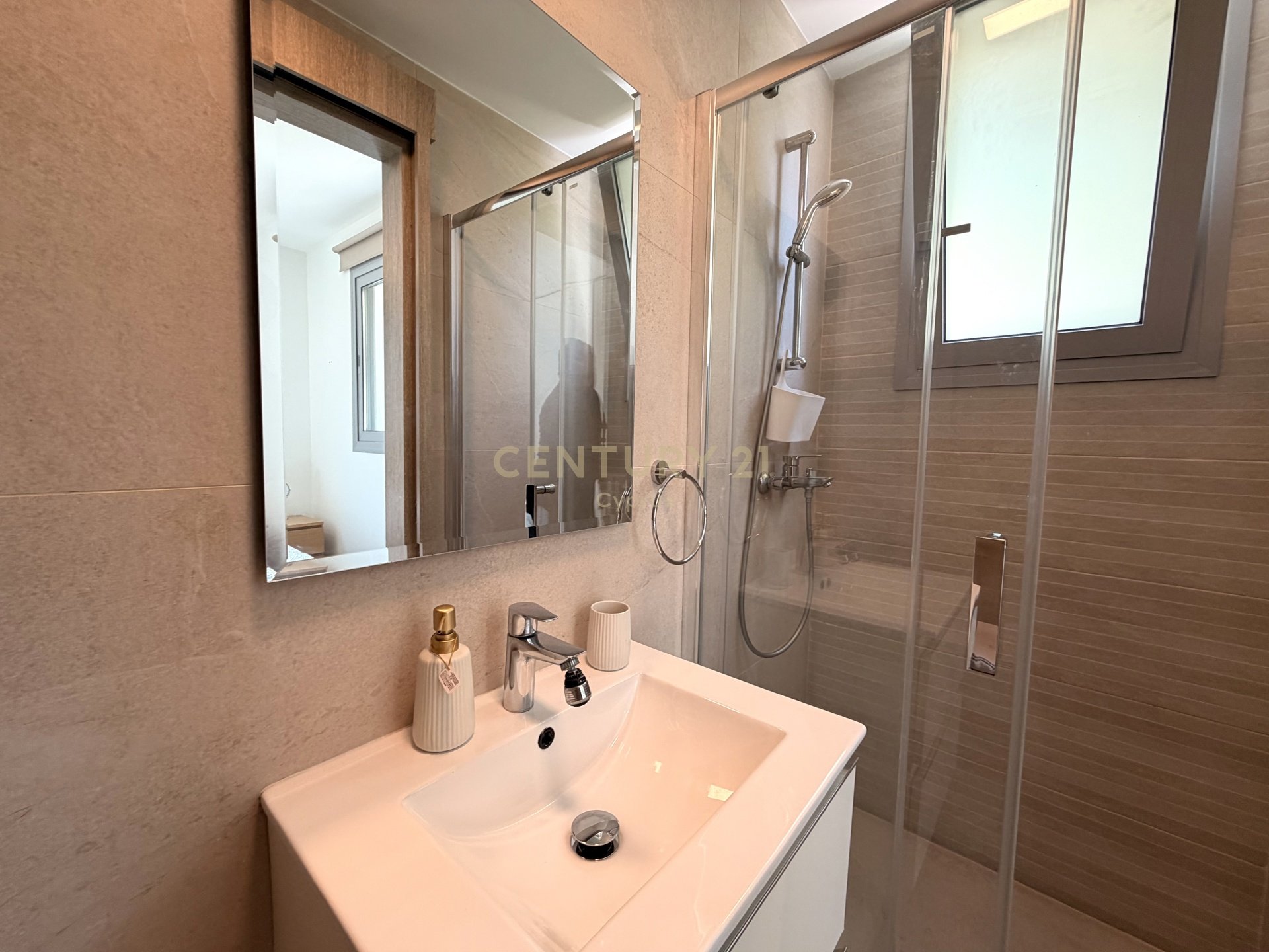 2 dormitorios Apartamento en Aradippou, Larnaka, Chipre No. 57148