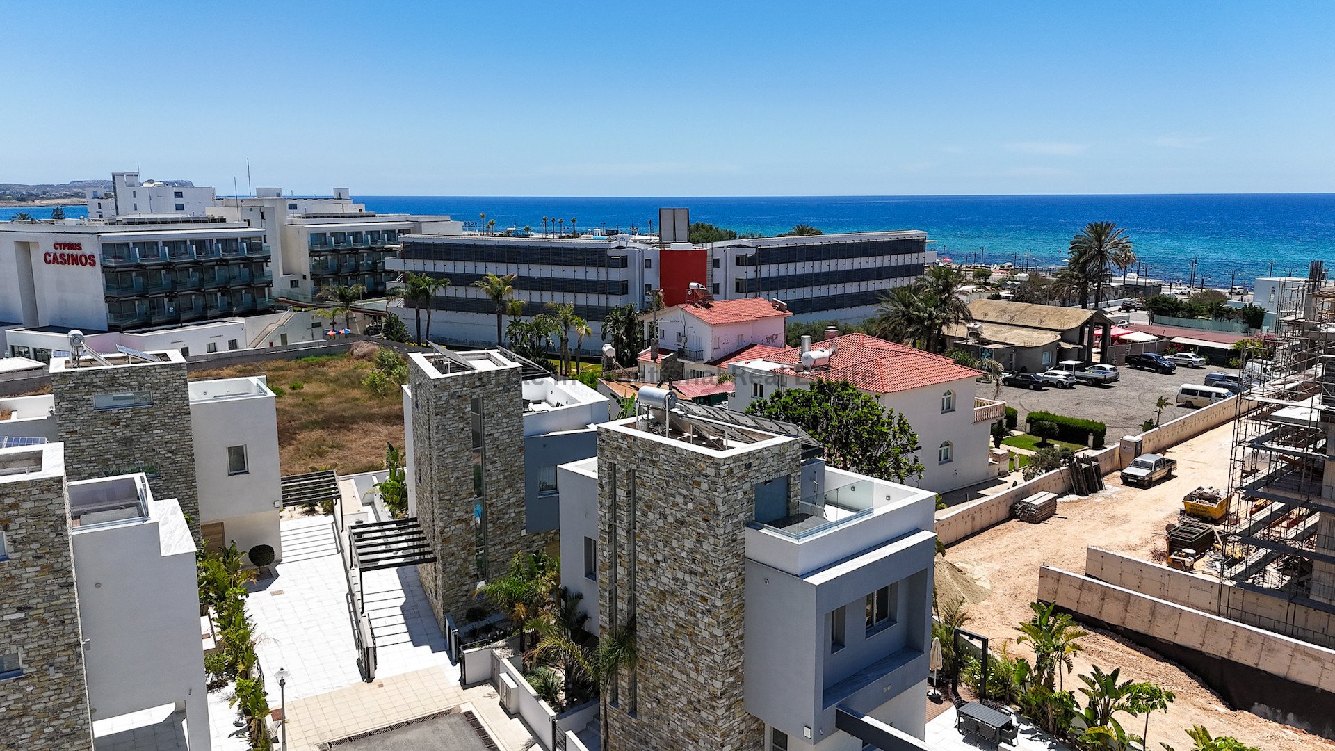 4 bedrooms Villa in Ayia Napa, Ammochostos, Cyprus No. 37574