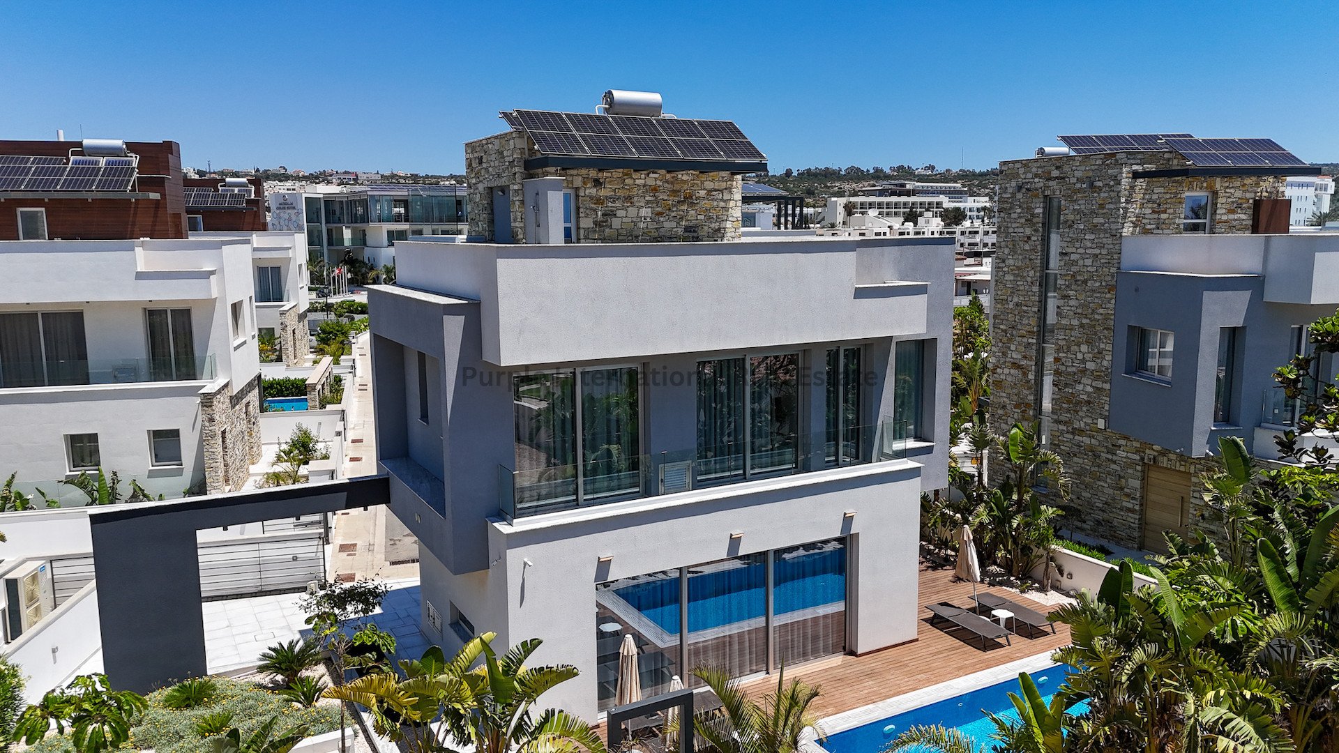 4 bedrooms Villa in Ayia Napa, Ammochostos, Cyprus No. 37574