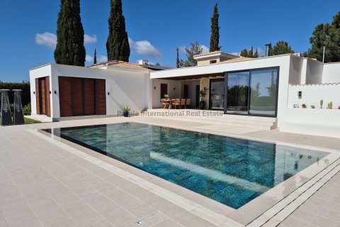4 bedrooms Villa in Aphrodite Hills, Kouklia, Paphos, Cyprus No. 37571