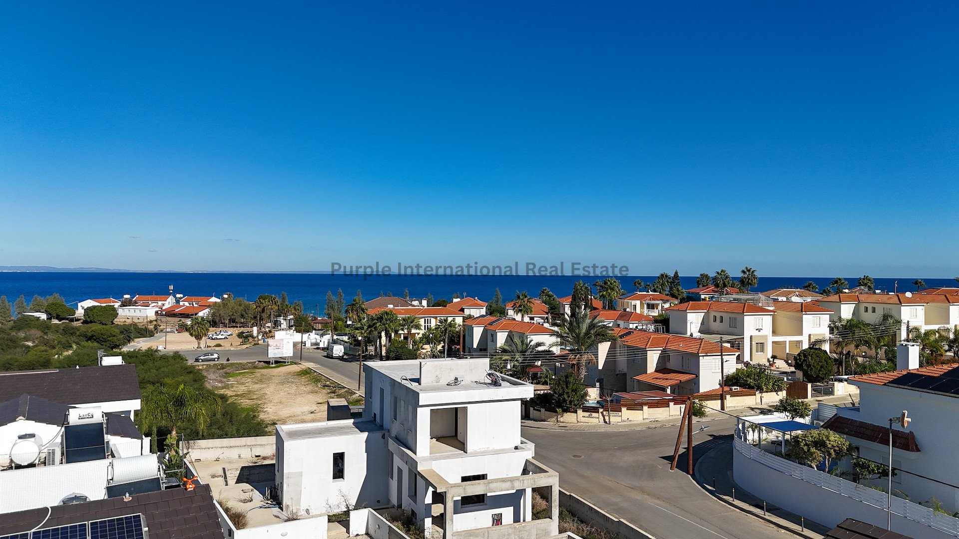 4 bedrooms Villa in Paralimni, Ammochostos, Cyprus No. 35724