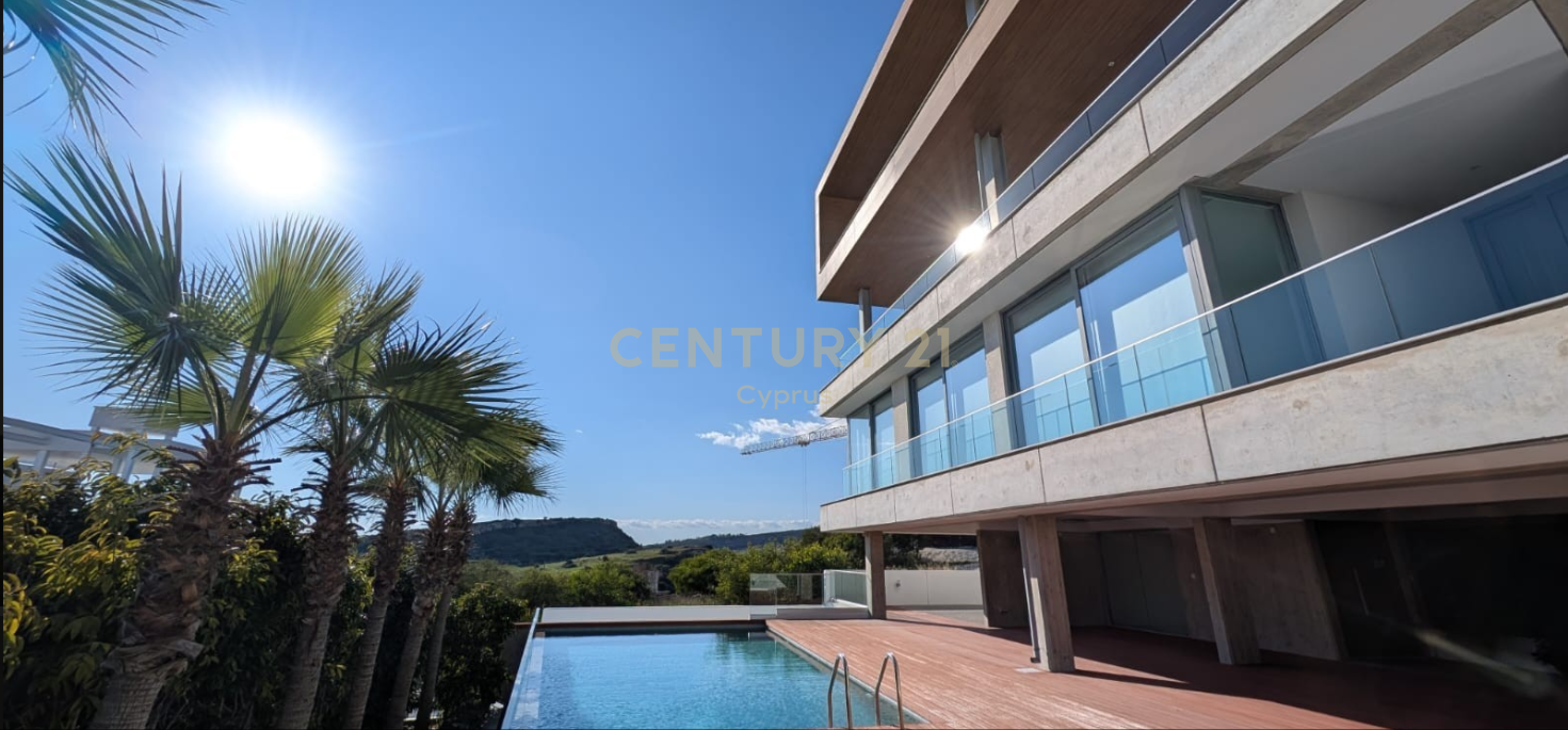 4 dormitorios Villa en Agios Tychonas, Limassol, Chipre No. 55908