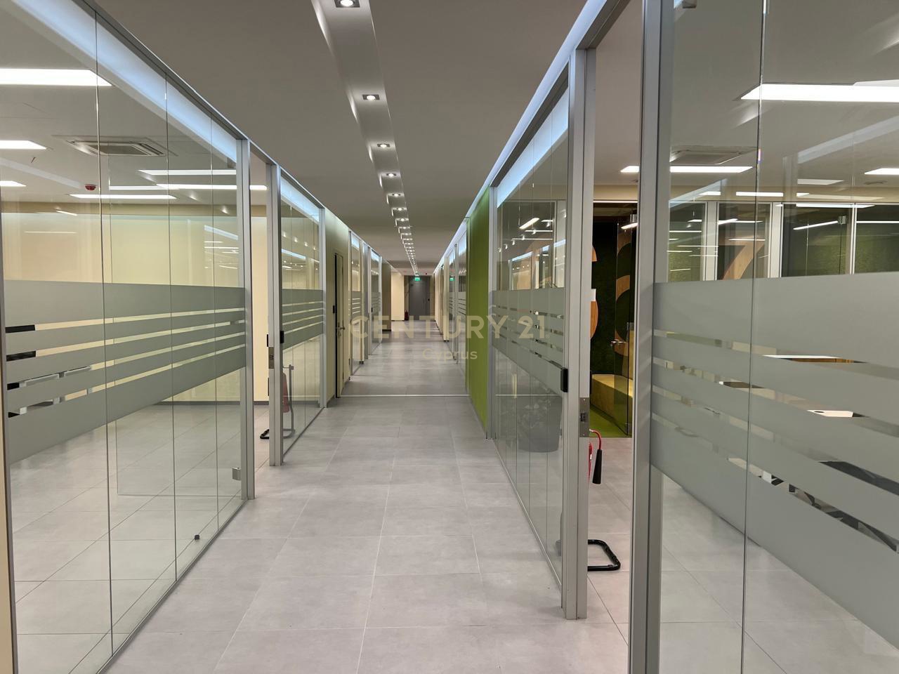 1100m2 Bureau à Agios Athanasios, Limassol, Chypre No. 55906
